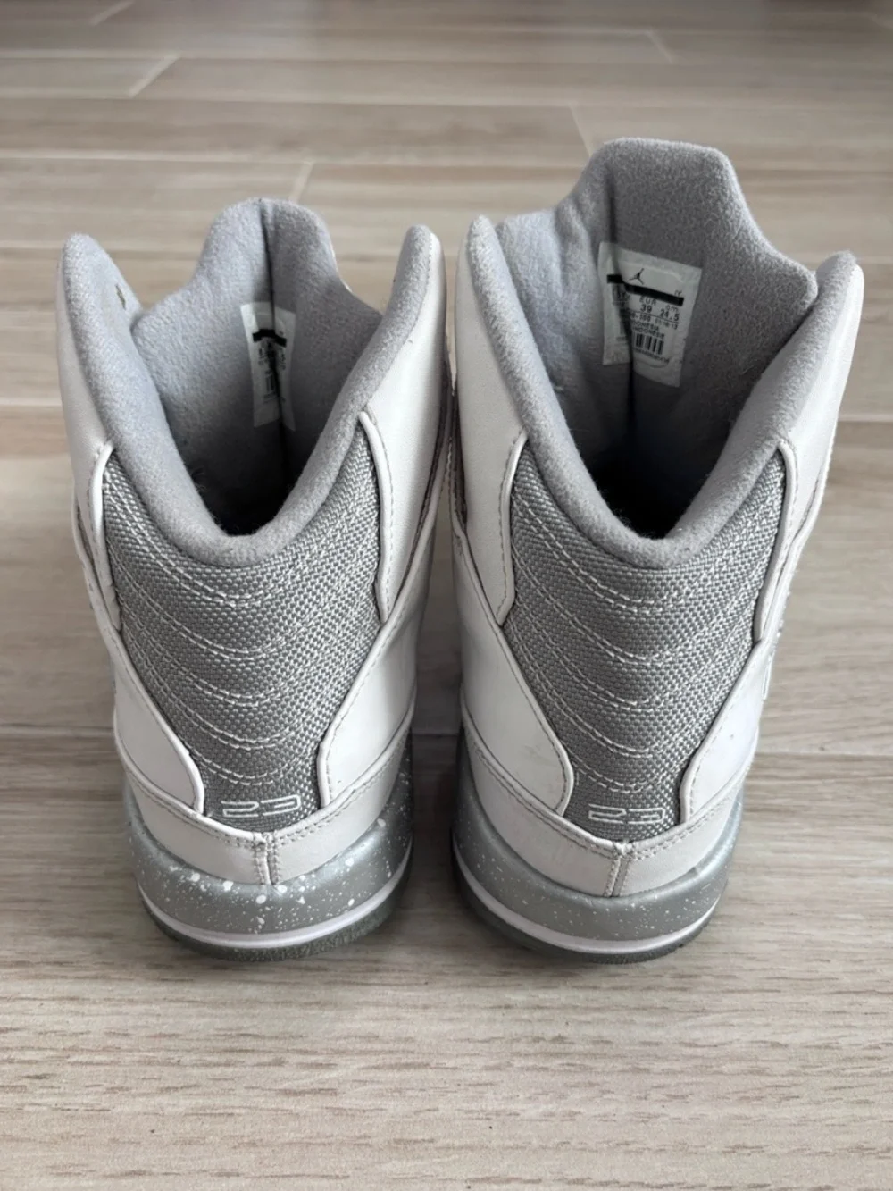 Nike Air Jordan SC-1 Sneakers in White Metallic Silver Youth Boys Size 6.5